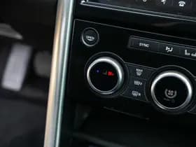 Land Rover Discovery 3.0 SDV6 HSE Luxury 3.0 SDV6 HSE Luxury thumbnail 17