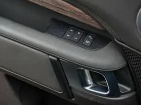 Land Rover Discovery 3.0 SDV6 HSE Luxury 3.0 SDV6 HSE Luxury thumbnail 25