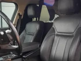 Land Rover Discovery 3.0 SDV6 HSE Luxury 3.0 SDV6 HSE Luxury thumbnail 27