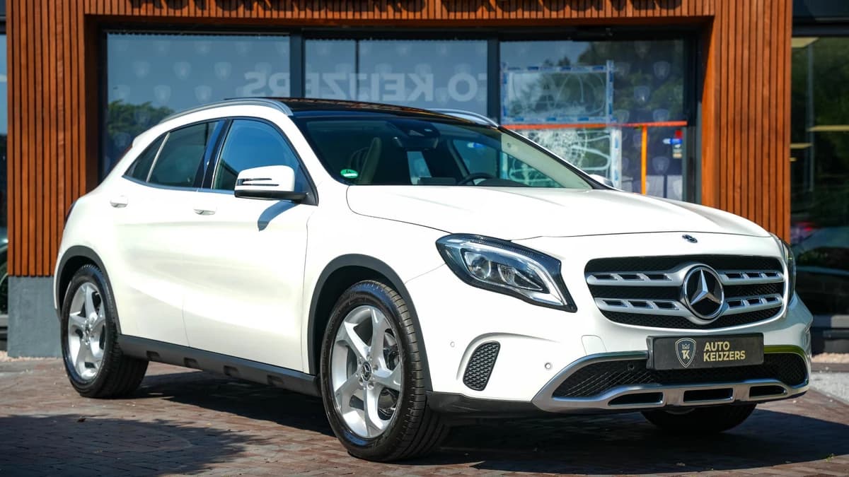 Mercedes-Benz GLA 180 Sport Edition 180 Sport Edition — foto 1