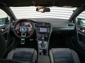 Volkswagen Golf 2.0 TSI GTI 2.0 TSI GTI thumbnail 2