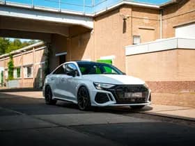 Audi RS3 Limousine 2.5 TFSI RS 3 quattro 2.5 TFSI RS 3 quattro thumbnail 6