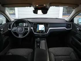 Volvo V60 Cross Country 2.0 B5 AWD Pro Cross Country 2.0 B5 AWD Pro thumbnail 2