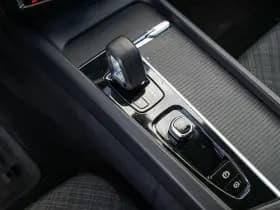 Volvo V60 Cross Country 2.0 B5 AWD Pro Cross Country 2.0 B5 AWD Pro thumbnail 15