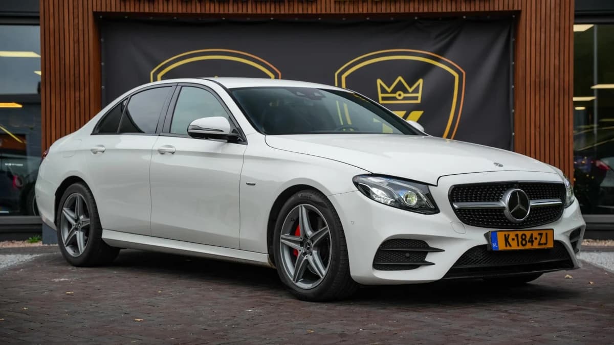 Mercedes-Benz E-Klasse 300 d Sport Edition 300 d Sport Edition — foto 1