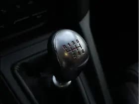 Ford FOCUS Wagon 2.0 EcoBoost ST-2 2.0 EcoBoost ST-2 thumbnail 25