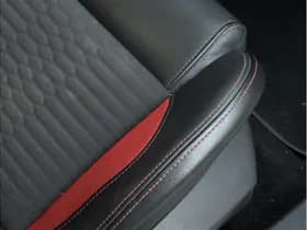 Ford FOCUS Wagon 2.0 EcoBoost ST-2 2.0 EcoBoost ST-2 thumbnail 32