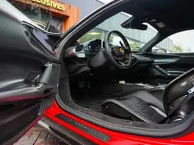 Ferrari SF90 Stradale 4.0 V8 Assetto Fiorano 4.0 V8 Assetto Fiorano thumbnail 4