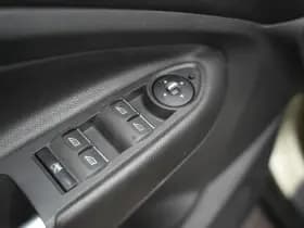 Ford Kuga Ford Kuga Ford Kuga thumbnail 14