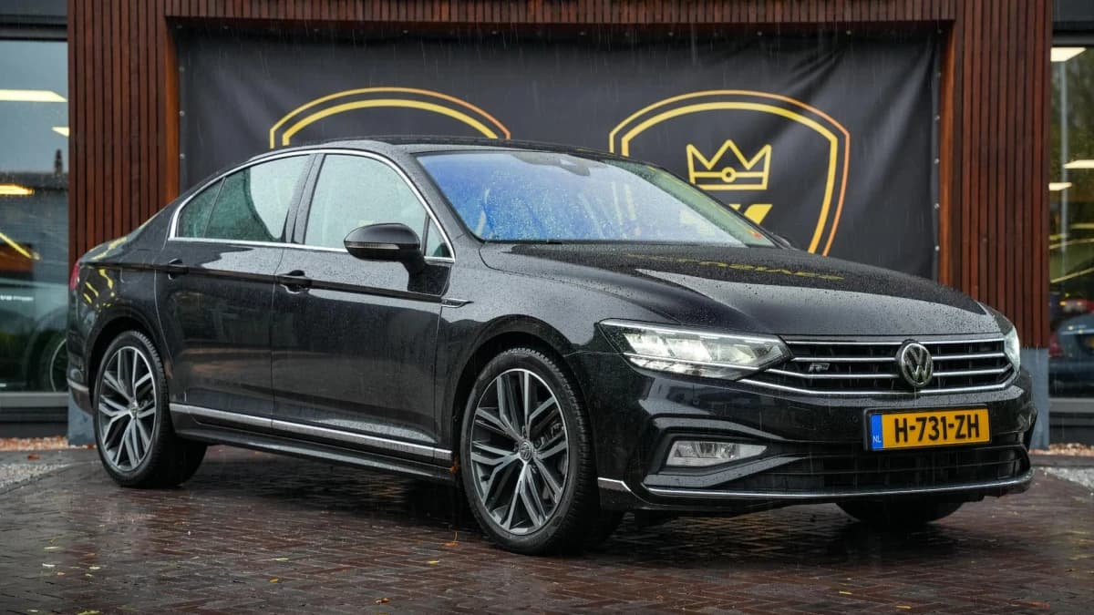 Volkswagen Passat 1.5 TSI Elegance Business R 1.5 TSI Elegance Business R — foto 1