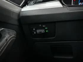 Volkswagen Passat 1.5 TSI Elegance Business R 1.5 TSI Elegance Business R thumbnail 23