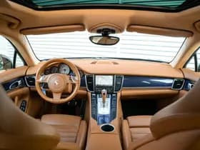 Porsche Panamera 3.0 S Hybrid 3.0 S Hybrid thumbnail 2