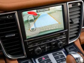 Porsche Panamera 3.0 S Hybrid 3.0 S Hybrid thumbnail 18