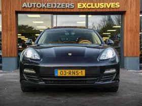 Porsche Panamera 3.0 S Hybrid 3.0 S Hybrid thumbnail 3
