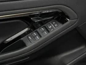 Land Rover Range Rover Evoque 1.5 P300e AWD R-Dynamic SE 1.5 P300e AWD R-Dynamic SE thumbnail 14
