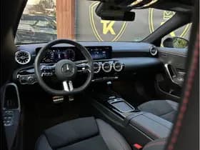 Mercedes-Benz CLA-Klasse 200 d AMG Line 200 d AMG Line thumbnail 2