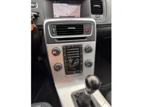 Volvo S60 1.6 T3 R-Design 1.6 T3 R-Design thumbnail 17