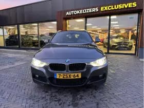 BMW 3 Serie Touring 320i Executive Touring 320i Executive thumbnail 2