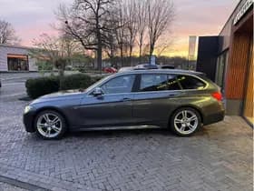 BMW 3 Serie Touring 320i Executive Touring 320i Executive thumbnail 4