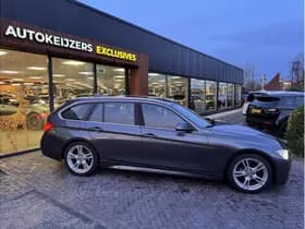 BMW 3 Serie Touring 320i Executive Touring 320i Executive thumbnail 6