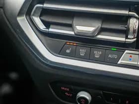 BMW 3 Serie Touring 330e High Executive Touring 330e High Executive thumbnail 15