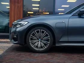 BMW 3 Serie Touring 330e High Executive Touring 330e High Executive thumbnail 10