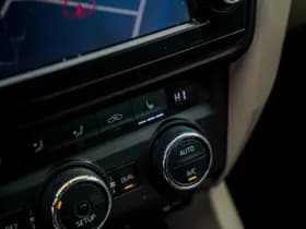 Škoda Octavia Combi 1.4 TSI Greentech Elegance Businessline Combi 1.4 TSI Greentech Elegance Businessline thumbnail 17