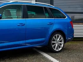 Škoda Octavia Combi 1.4 TSI Greentech Elegance Businessline Combi 1.4 TSI Greentech Elegance Businessline thumbnail 31