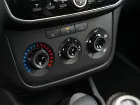 Fiat Punto Evo 0.9 TwinAir Easy 0.9 TwinAir Easy thumbnail 14