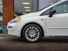 Fiat Punto Evo 0.9 TwinAir Easy 0.9 TwinAir Easy thumbnail 5