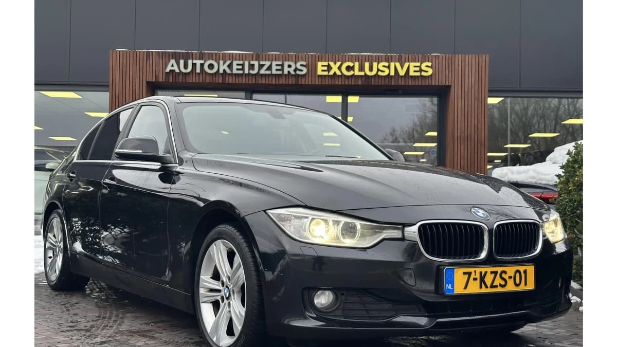 BMW 3-serie 320i EfficientDynamics Edition High Executive 320i EfficientDynamics Edition High Executive — foto 1