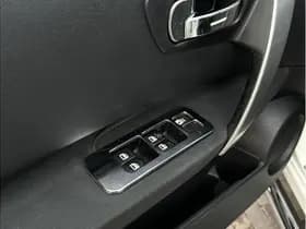 Nissan QASHQAI 2.0 dCi Connect Edition 4WD 2.0 dCi Connect Edition 4WD thumbnail 8