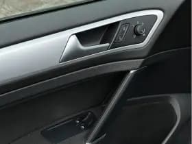 Volkswagen Golf 1.2 TSI Highline 1.2 TSI Highline thumbnail 9