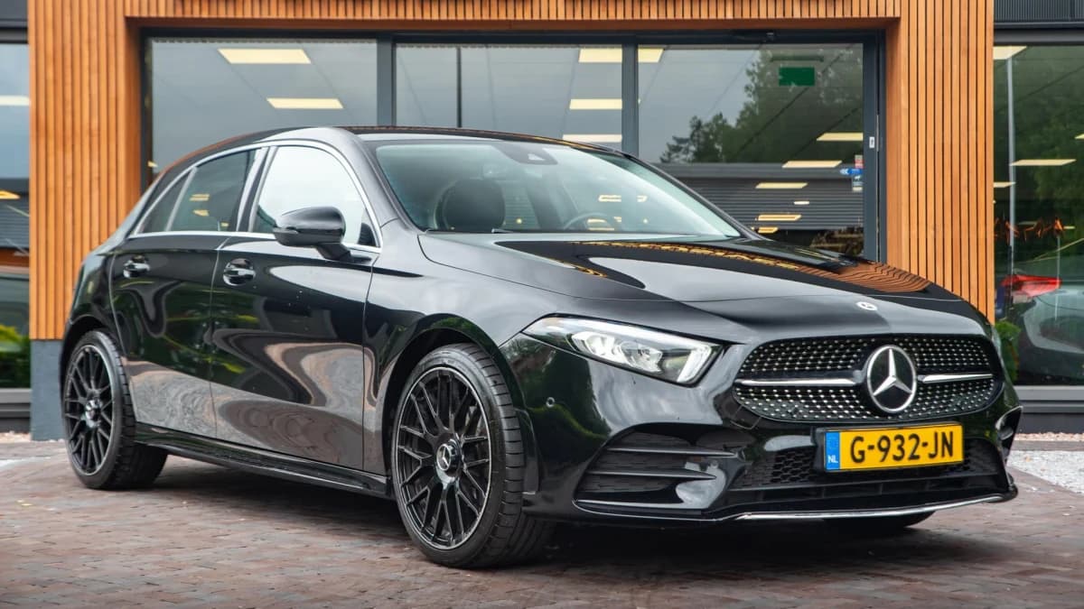 Mercedes-Benz A-Klasse 180 Business Solution AMG 180 Business Solution AMG — foto 1