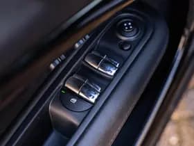 MINI Countryman 1.6 Cooper Knockout Edition 1.6 Cooper Knockout Edition thumbnail 14