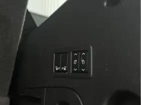 Cadillac Escalade 6.2 V8 Platinum 6.2 V8 Platinum thumbnail 11