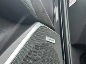 Cadillac Escalade 6.2 V8 Platinum 6.2 V8 Platinum thumbnail 26