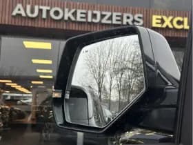 Cadillac Escalade 6.2 V8 Platinum 6.2 V8 Platinum thumbnail 29