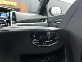 Cadillac Escalade 6.2 V8 Platinum 6.2 V8 Platinum thumbnail 34