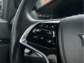 Cadillac Escalade 6.2 V8 Platinum 6.2 V8 Platinum thumbnail 36