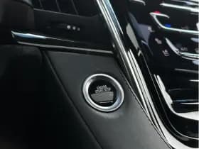 Cadillac Escalade 6.2 V8 Platinum 6.2 V8 Platinum thumbnail 43