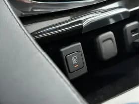 Cadillac Escalade 6.2 V8 Platinum 6.2 V8 Platinum thumbnail 46