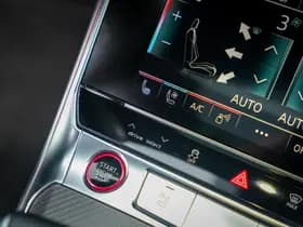 Audi A6 Avant RS 6 TFSI quattro Avant RS 6 TFSI quattro thumbnail 17