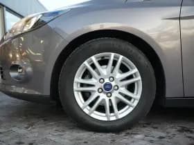 Ford Focus 1.0 EcoBoost Titanium 1.0 EcoBoost Titanium thumbnail 10