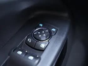 Ford EcoSport 1.0 EcoBoost Titanium 1.0 EcoBoost Titanium thumbnail 24