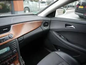 Mercedes-Benz CLS-Klasse 350 350 thumbnail 25