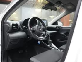 Toyota Yaris 1.5 Hybrid Comfort 1.5 Hybrid Comfort thumbnail 15