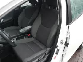 Toyota Yaris 1.5 Hybrid Comfort 1.5 Hybrid Comfort thumbnail 4