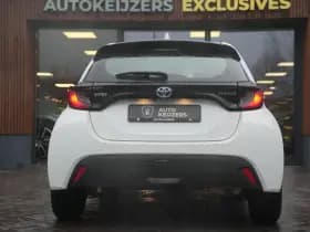 Toyota Yaris 1.5 Hybrid Comfort 1.5 Hybrid Comfort thumbnail 9