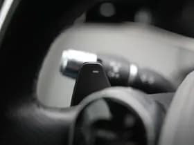 Land Rover Range Rover Evoque 2.0 P200 AWD R-Dynamic S 2.0 P200 AWD R-Dynamic S thumbnail 42